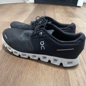 On Shoes Cloud 5 Black/White Men